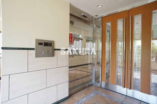 セキュリティ　女性の方でも安心のモニター付きオートロック♪