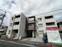 学園前駅より徒歩6分 3階 築1年11ヶ月の賃貸物件