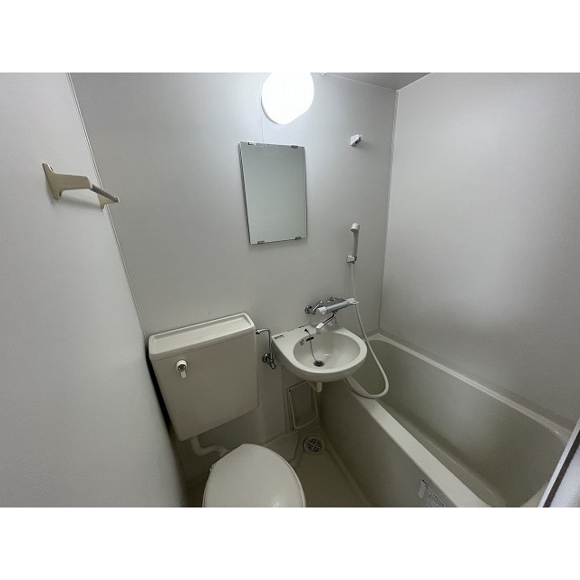 バス・シャワールーム　３点ユニット