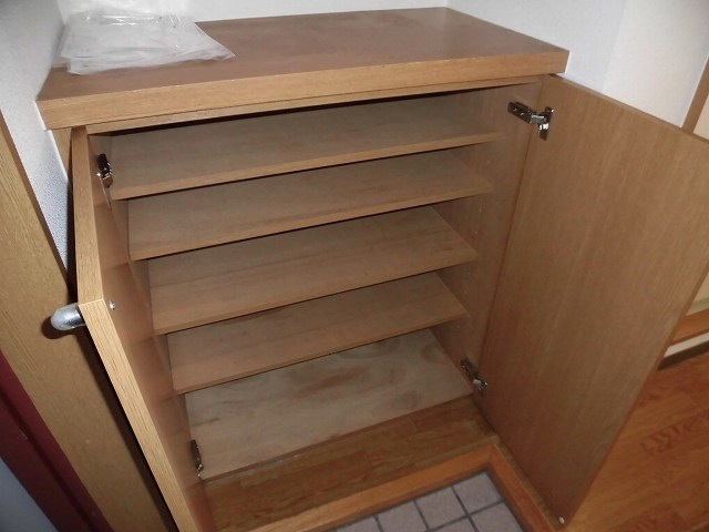 玄関　シューズボックス