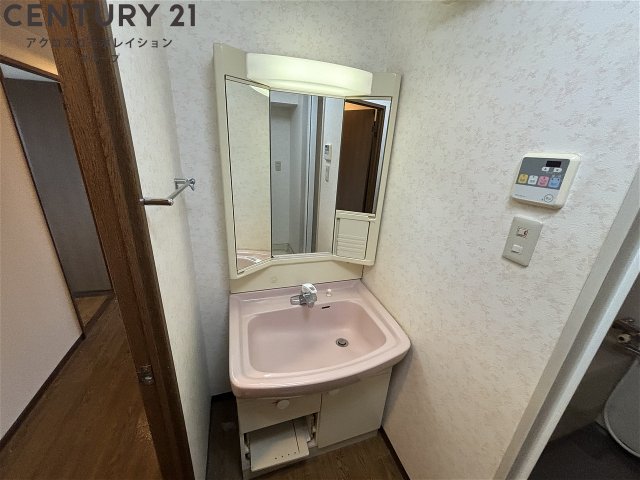 洗面設備　独立洗面台付き♪