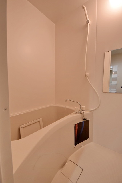 バス・シャワールーム　～今日も一日お疲れ様です～