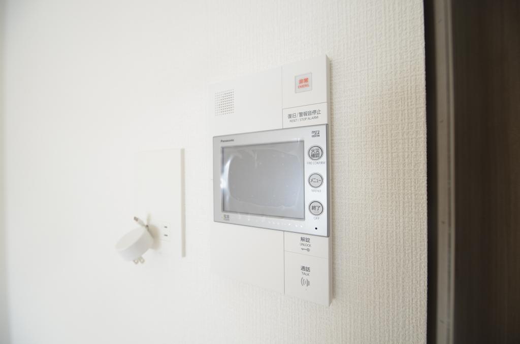 セキュリティ　カメラ付インターホン