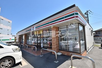 コンビニ　セブンイレブン昭和町河西店（コンビニ）まで765m