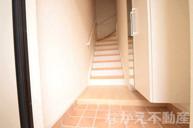 玄関　収納もある玄関です