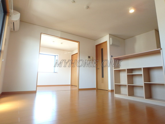 居室・リビング　リビング