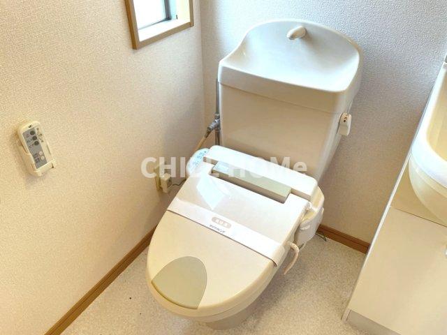 トイレ　当社、チルホームのHPもご覧ください(^^)/物件情報多数♪