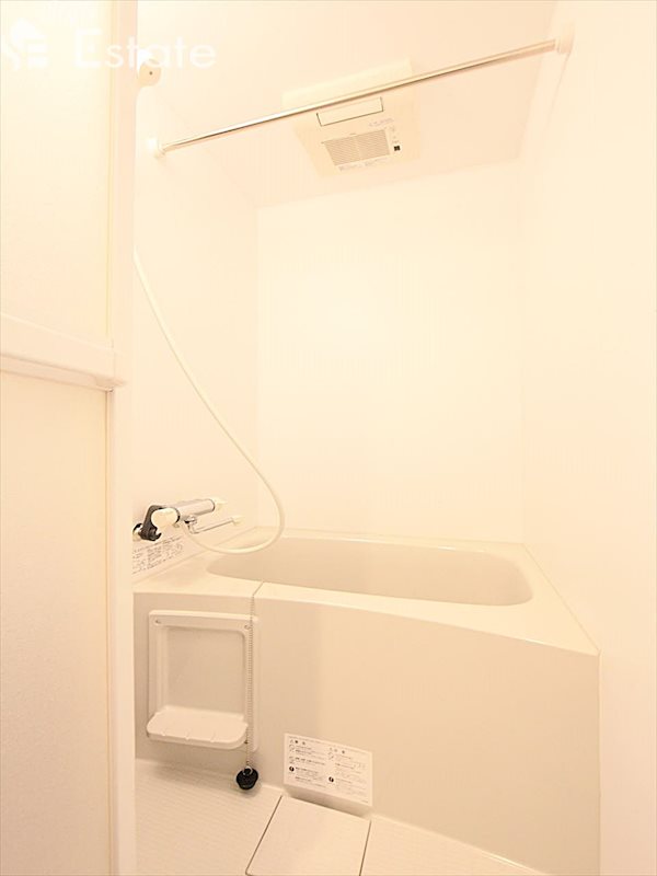 バス・シャワールーム　バスルーム