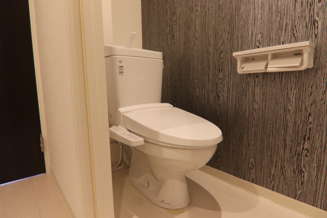 トイレ　※別室のお写真です。現地優先になります。