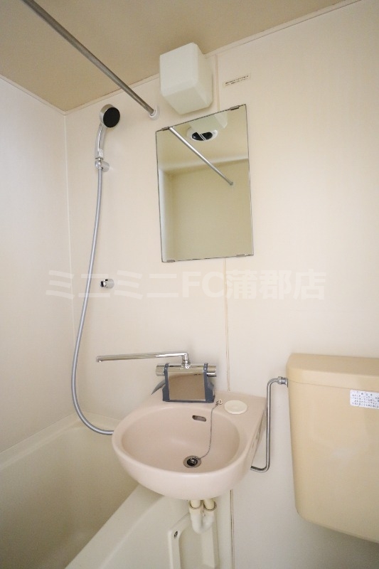 洗面設備　同タイプ