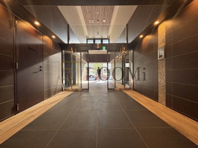 ロビー　ドゥーエ南堀江　ロビー