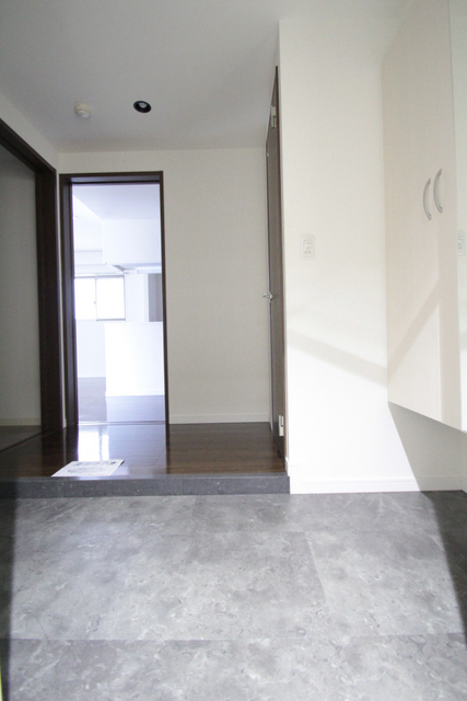 玄関　※別室の参考写真です。