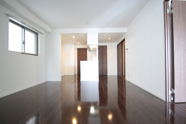 居室・リビング　※別室の参考写真です。