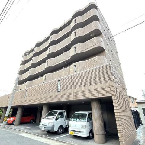 建物外観　外観写真（昼）