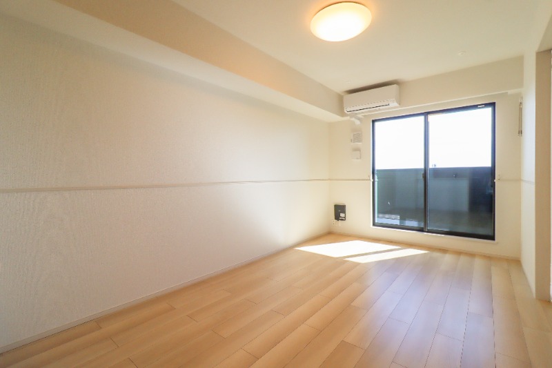 居室・リビング　図面と現状に相違がある場合には現状を優先