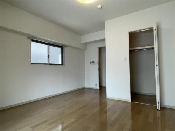 居室・リビング　※別部屋参考写真