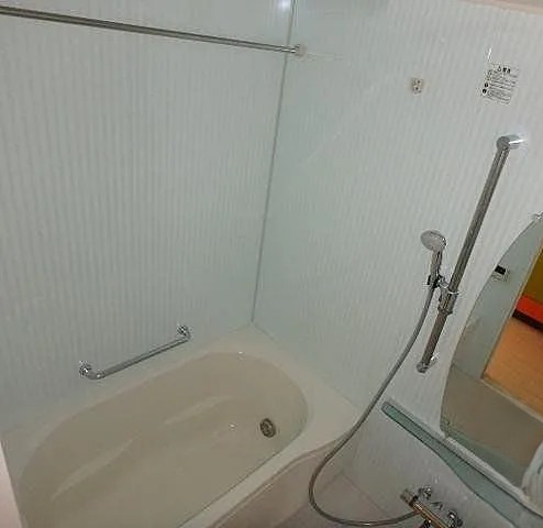 バス・シャワールーム　※別部屋の参考写真です。