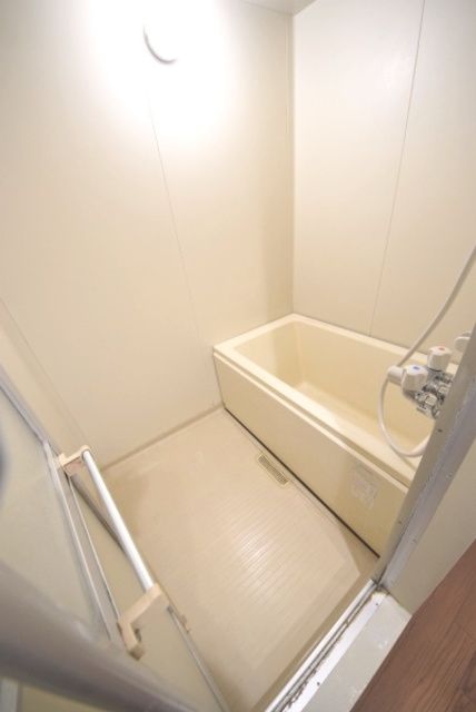 バス・シャワールーム　★バス・トイレ別★