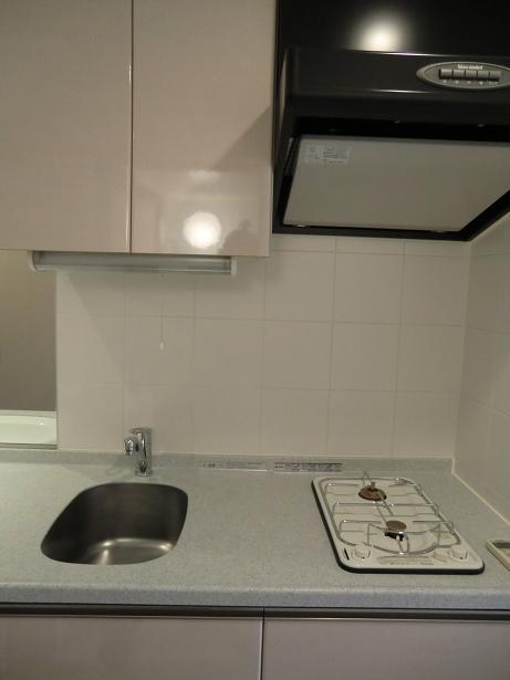 キッチン　☆室内写真は同タイプ他部屋になります。