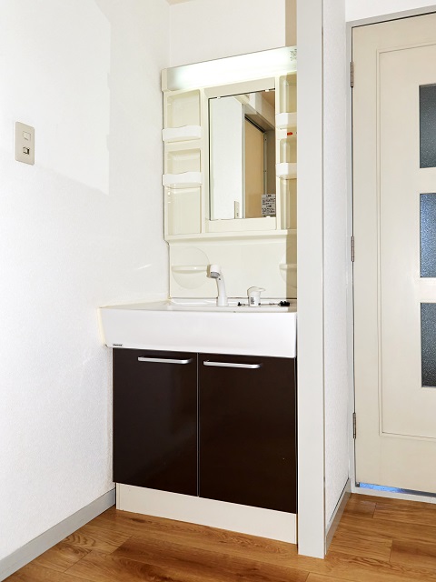 洗面設備　洗髪洗面化粧台