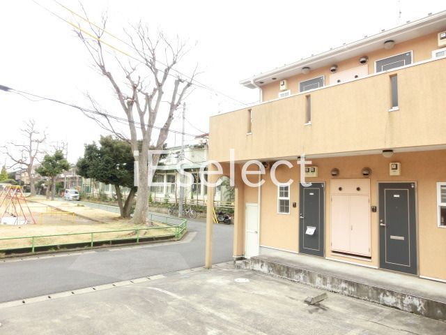 眺望　目の前に公園があります