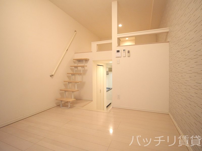 居室・リビング　画像は別号室タイプの為、現状を優先致します。