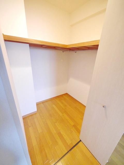 収納　同物件別部屋写真