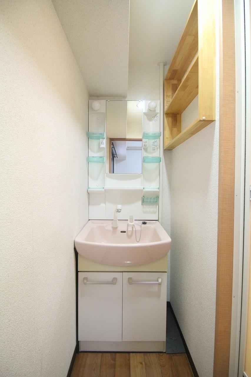 洗面設備　※写真他部屋参照