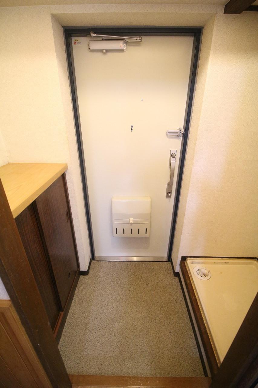 玄関　※写真他部屋参照