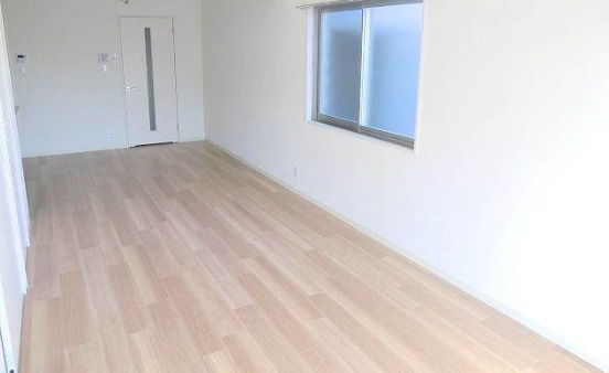 居室・リビング　別号室参考写真