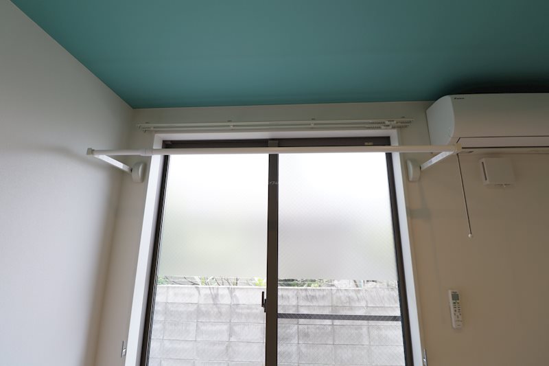 バルコニー　室内物干し