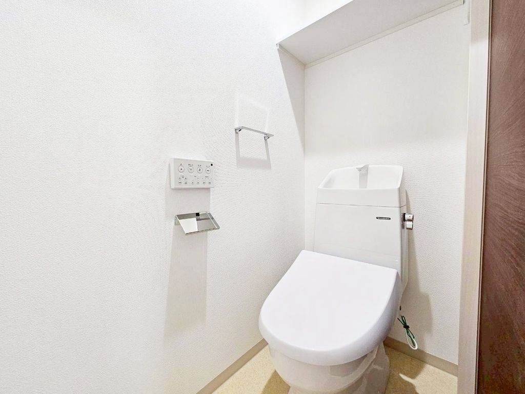 トイレ　トイレ