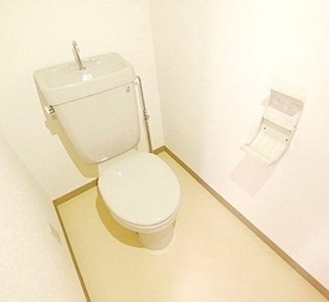 トイレ　別部屋同仕様タイプ