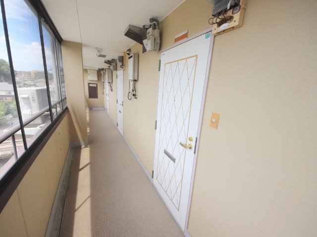 諏訪東生駒ビルの内装写真