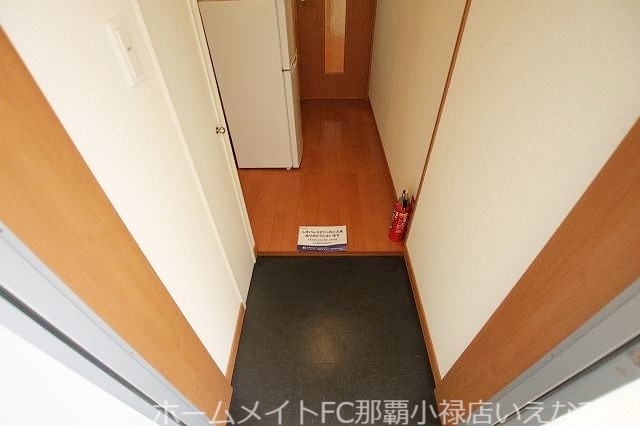 玄関　※イメージ写真となります。（家電家具なし）