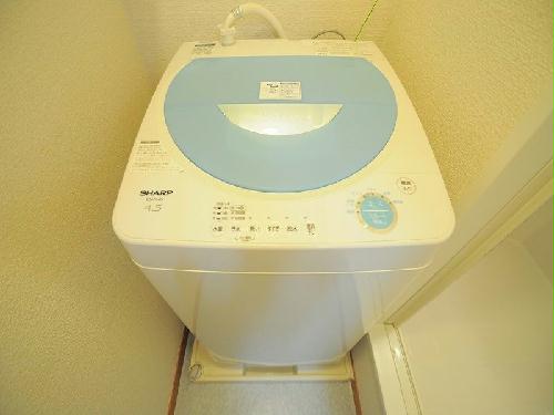 その他設備　洗濯機もついてます。