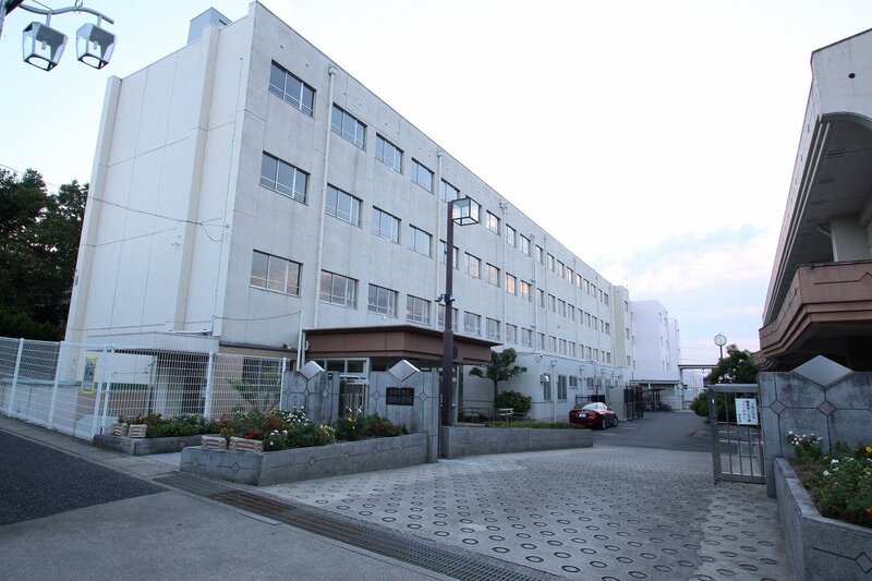 小学校　名古屋市立植田小学校（小学校）まで173m