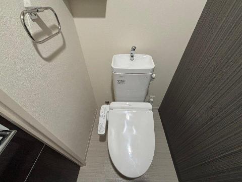 トイレ　トイレ