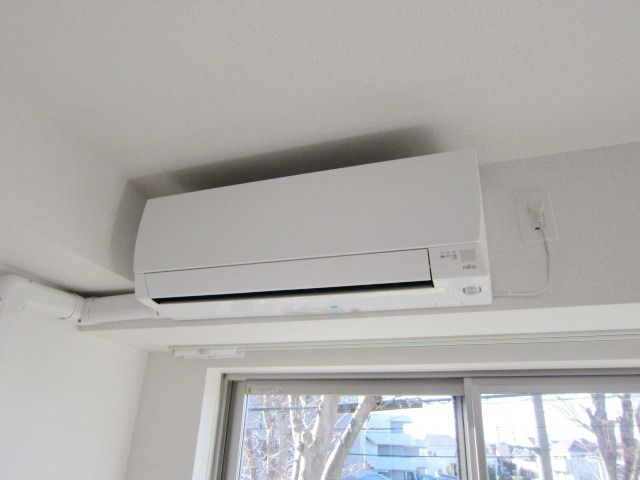 その他　★嬉しいエアコン２基付き★