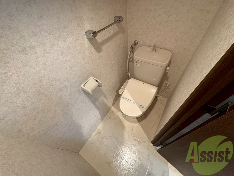 トイレ　トイレです。ウォシュレット付を探している方、おすすめです！