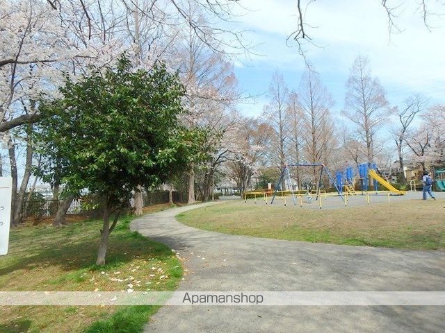 公園　高津公園（公園）まで427m