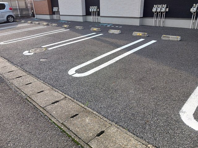 駐車場　駐車場完備です
