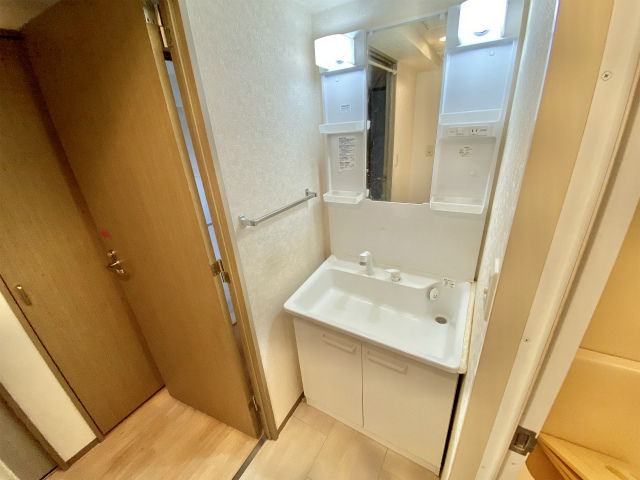 洗面設備　※別部屋参考写真