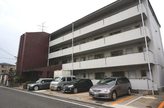 建物外観　外観は落ち着いています