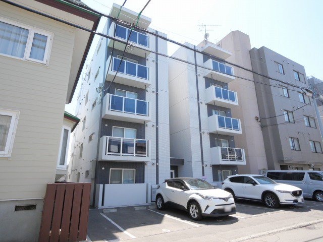 建物外観　☆物件名【ジョヴァンニ菊水】とお伝え下さい！