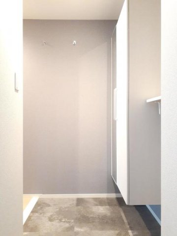 玄関　ゆったりとした玄関です