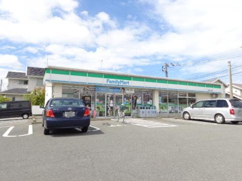 コンビニ　ファミリーマート 鳥栖あさひ新町店（コンビニ）まで858m