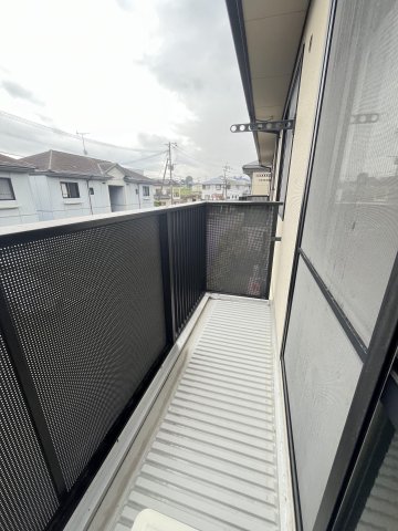 バルコニー　陽当たり良好なテラスです♪