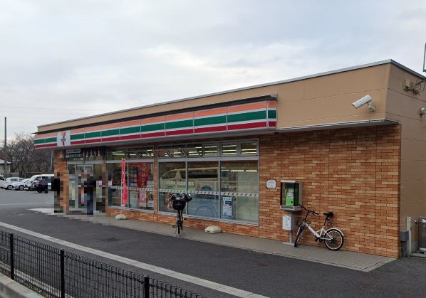 コンビニ　セブンイレブン（コンビニ）まで4124m