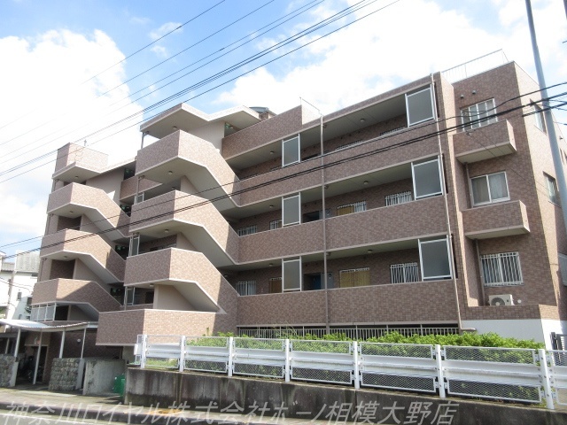 建物外観　※代表的な内装写真を掲載しております。